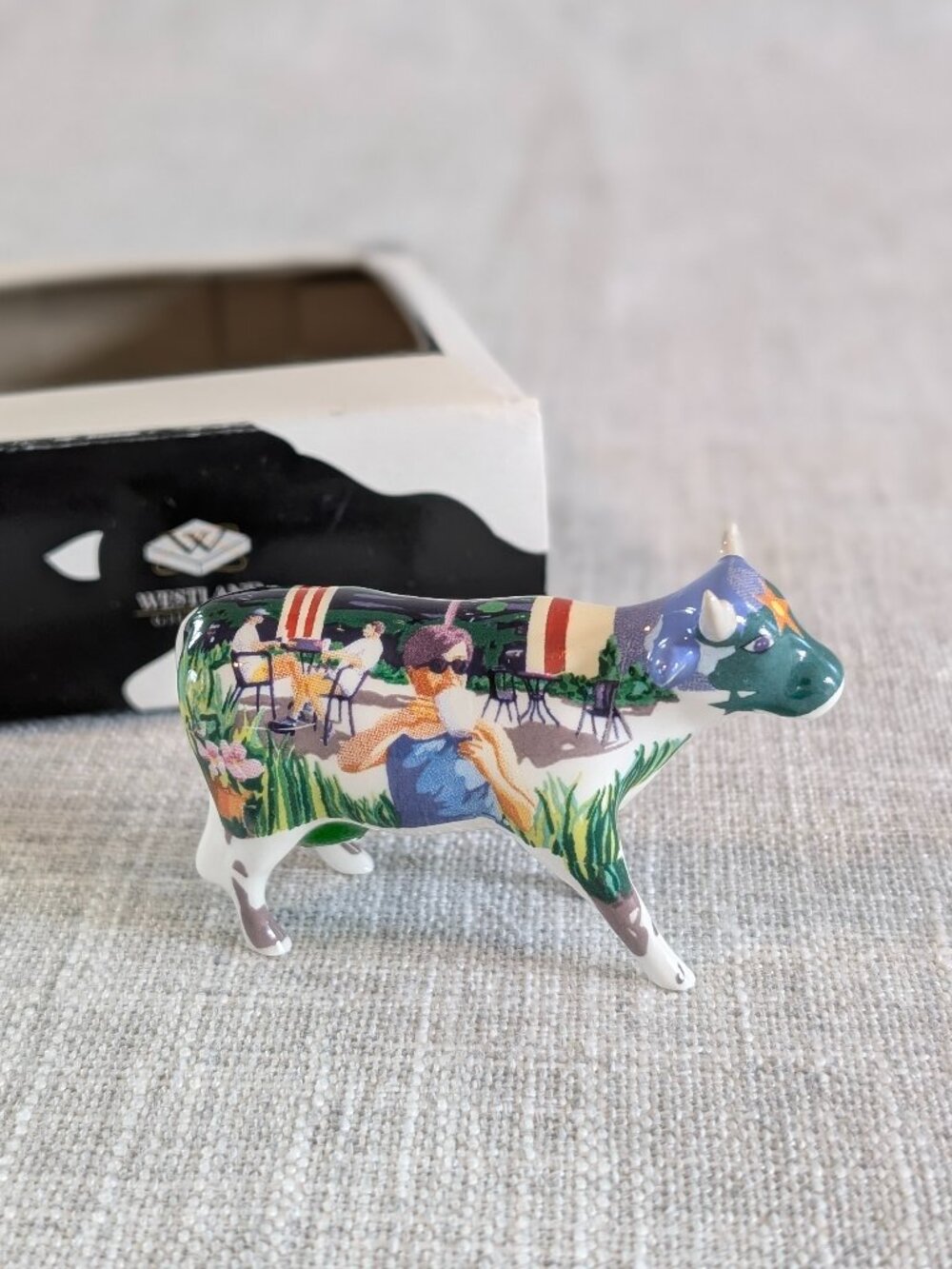 Westland Cow Parade Mini Figurine #7086 It's a Cowpuccino Morning NEW in Box
